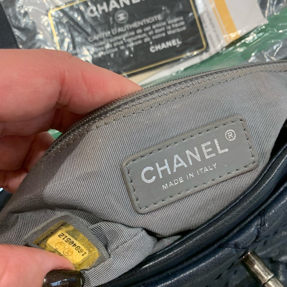Chanel classic single flap shoulder bag❤️ - Picture 5 of 17